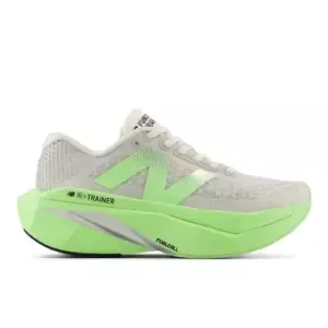 New Balance Women's FuelCell SuperComp Trainer v3 Shoe